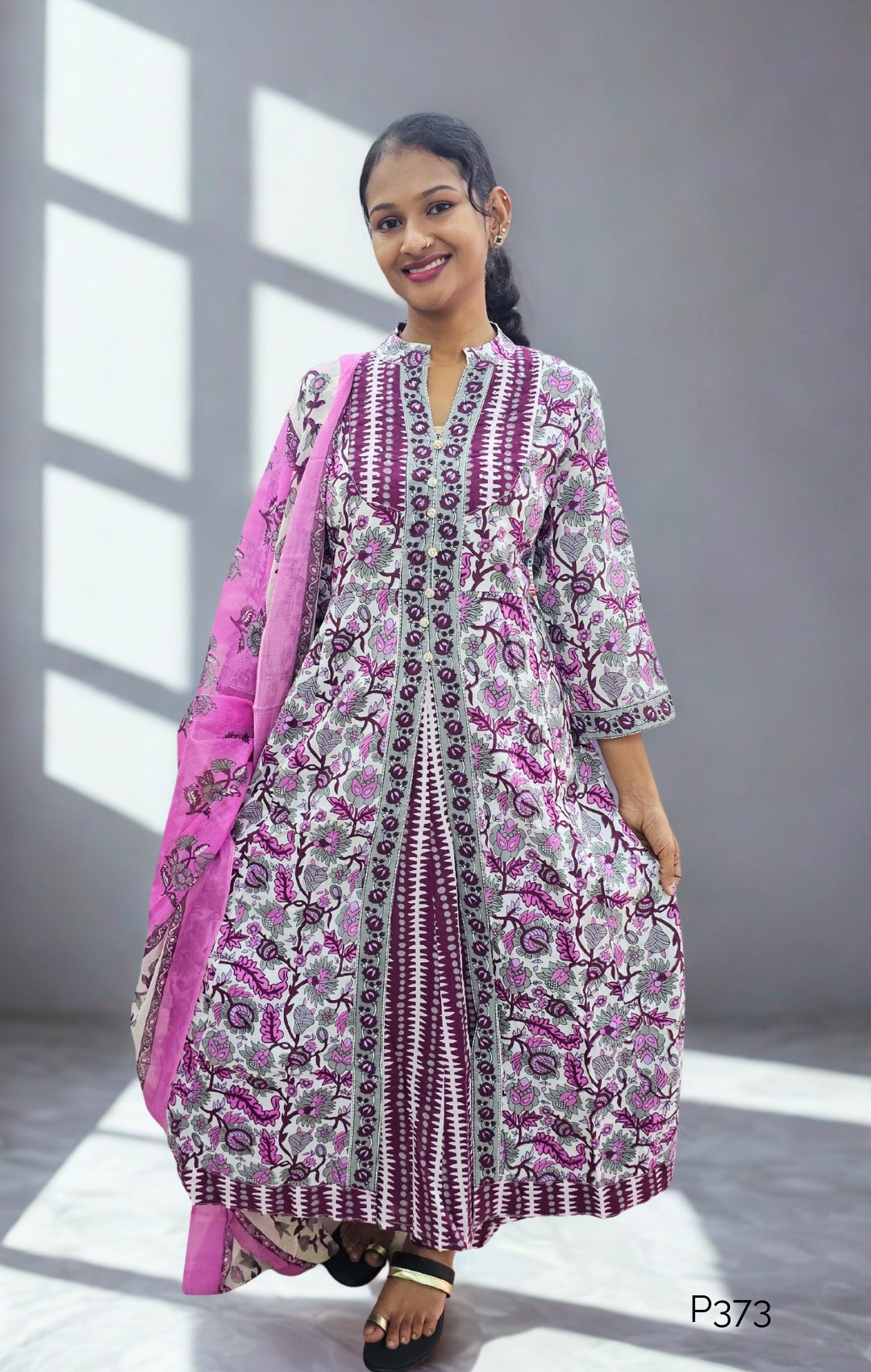 04_P373_Lilac_Cotton_Floral_Printed_A-Line_Kurta_Set_with_Mul_Dupatta