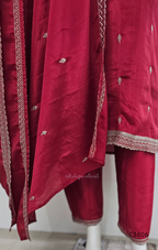 C3806_SilkBlendEmbroideredStraightSuitSet_2