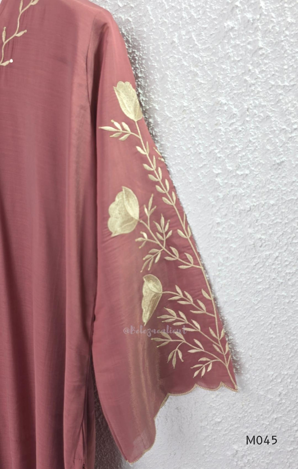 Dusty rose mul chanderi 3-piece churidar set with beige floral embroidery, scallop dupatta border, relaxed fit.