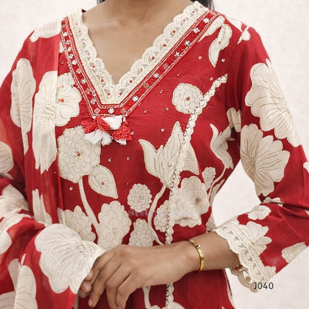 RedCottonPrintedKurtaSetwithDupatta