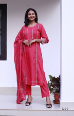 Coral pink cotton churidar set with printed dupatta border, straight-cut cotton kurti set for women, available at Beleza Calicut Kerala.