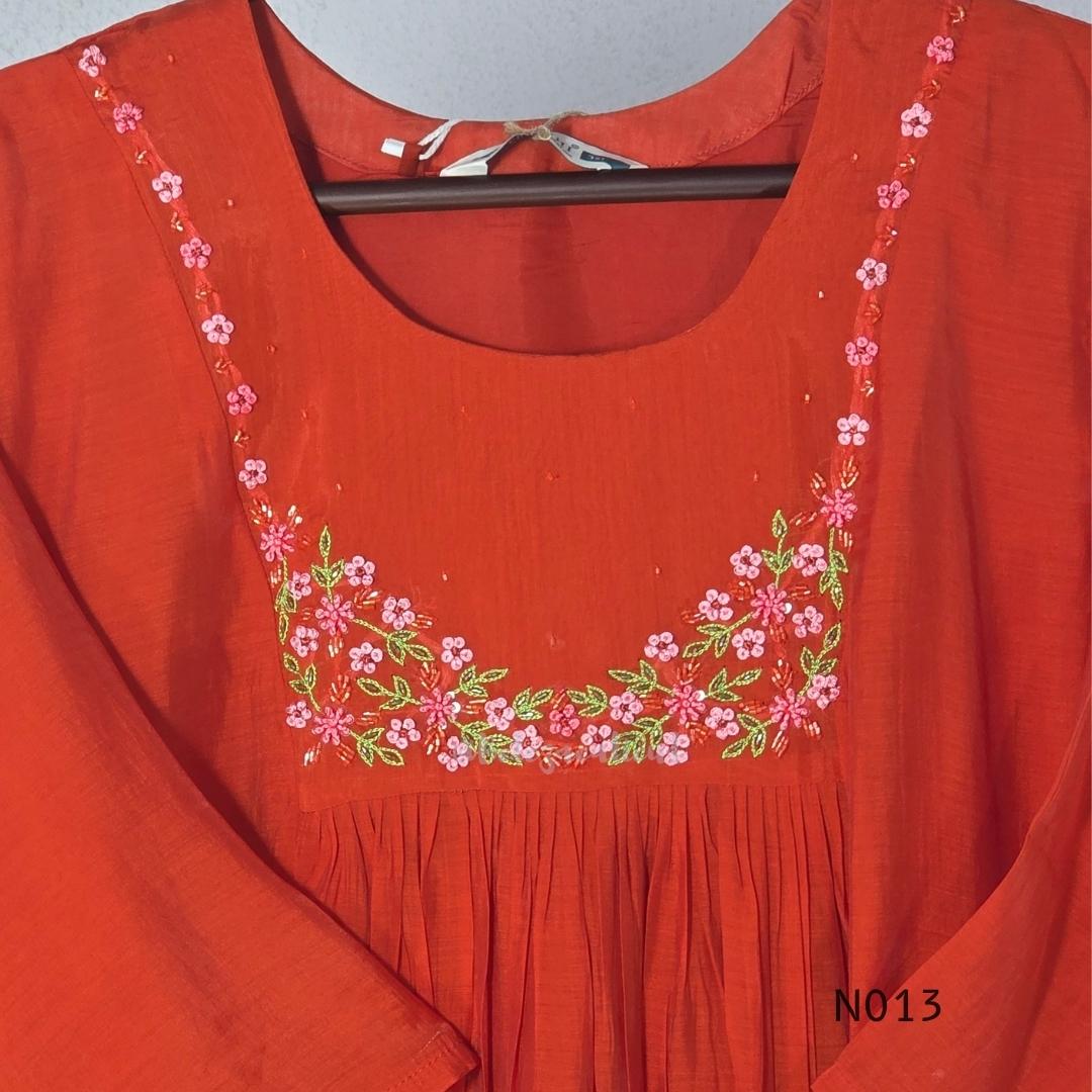 Vermilion-orange Mul Chanderi floral churidar set with a matching dupatta and straight-leg bottom. - view 6