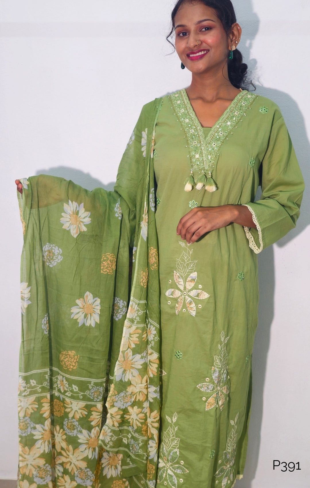 P391_SageGreenCottonEmbroideredStraightSuitSet_1