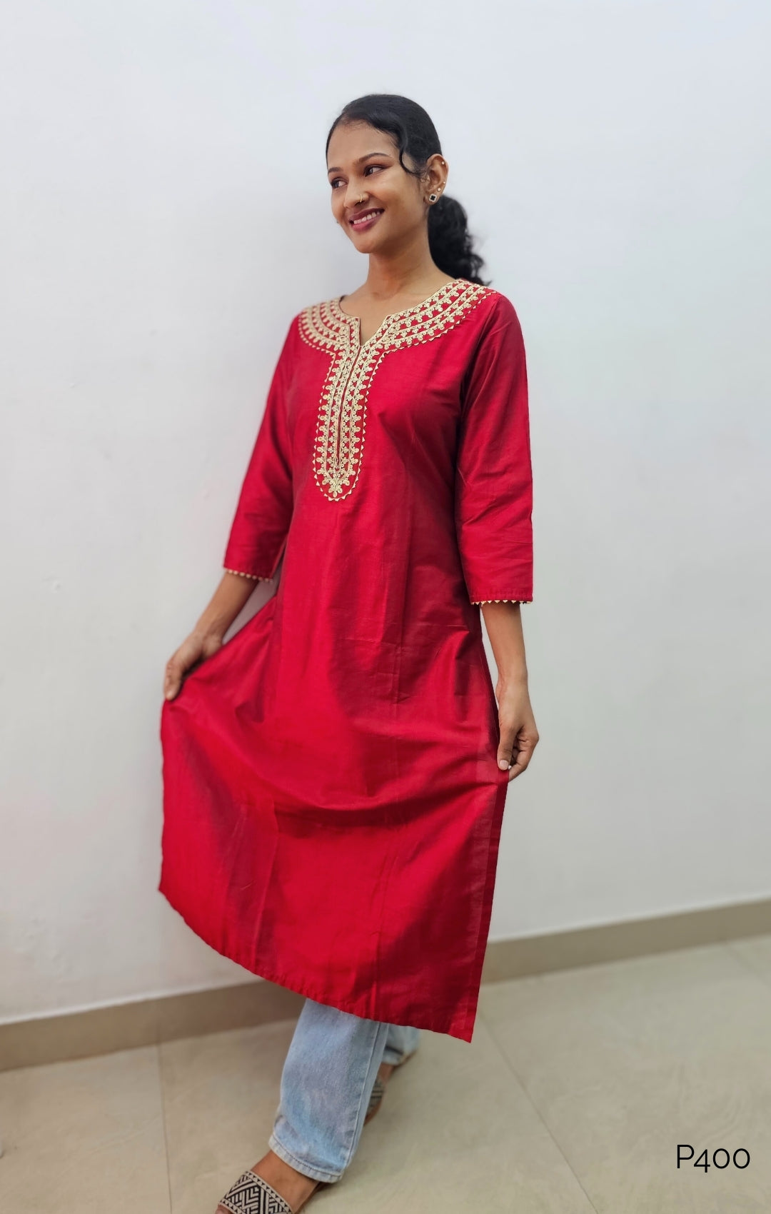 P400_DeepRedSilkBlendEmbroideredKurti_1