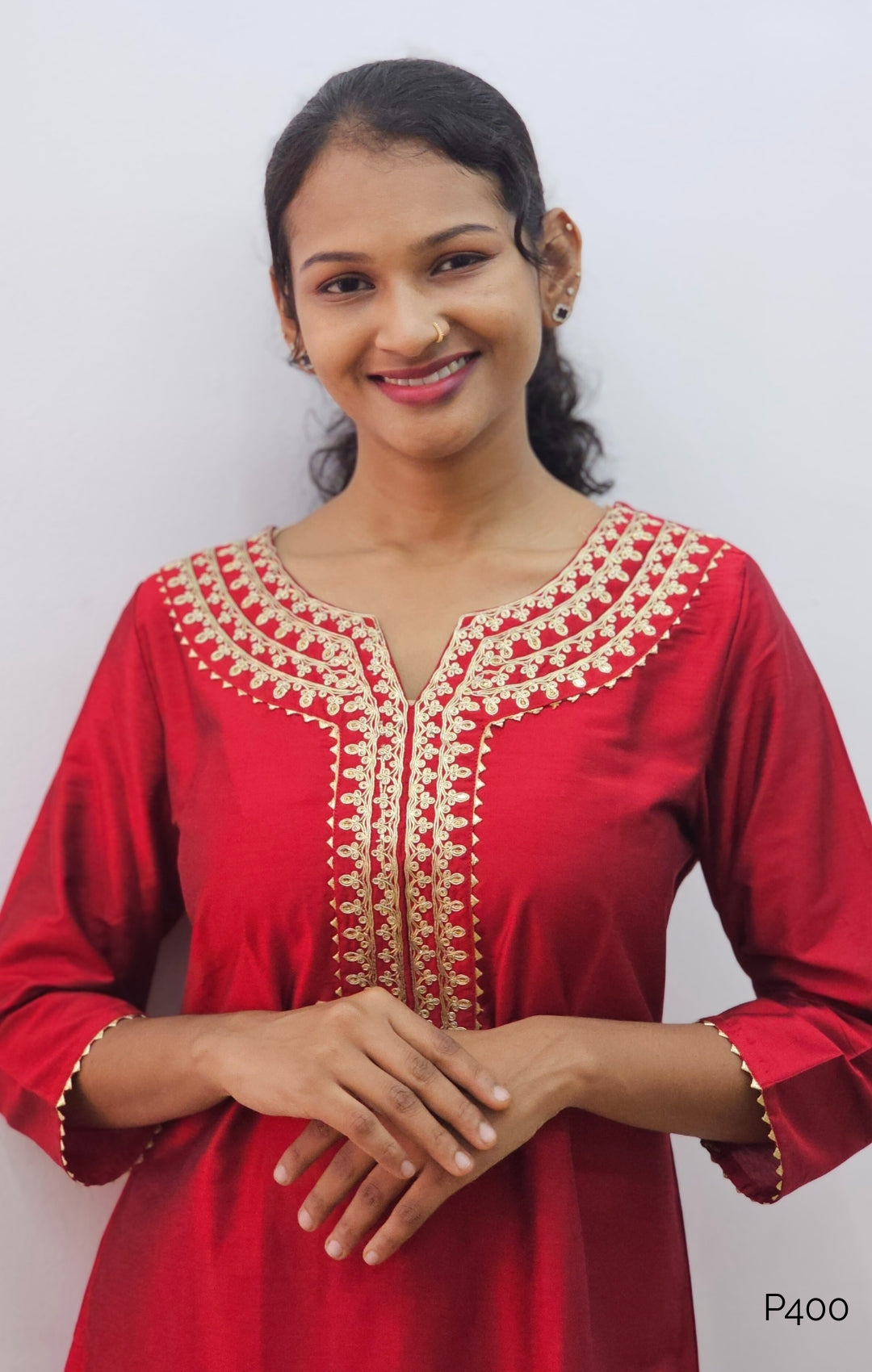 P400_DeepRedSilkBlendEmbroideredKurti_2