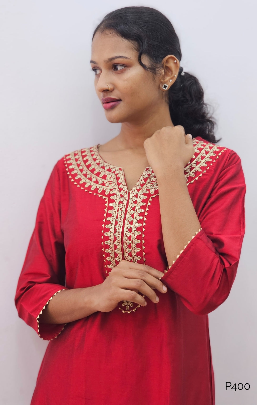 P400_DeepRedSilkBlendEmbroideredKurti_3