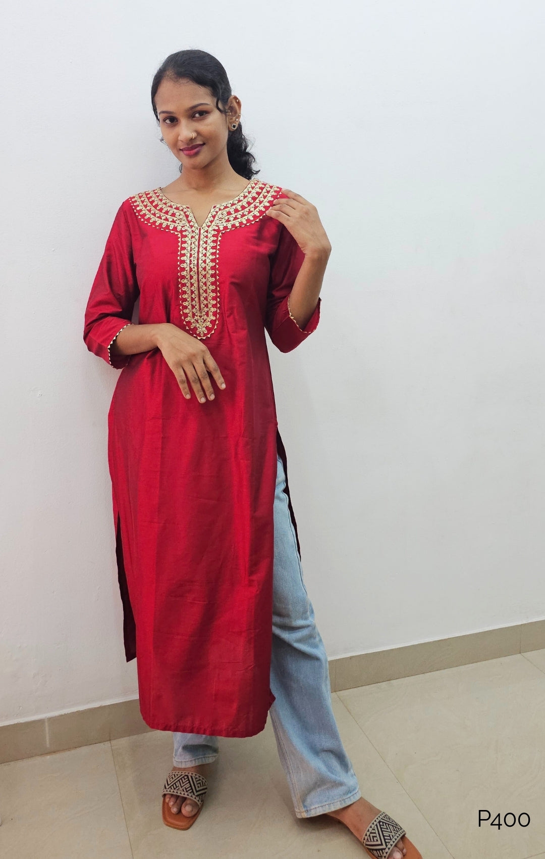 P400_DeepRedSilkBlendEmbroideredKurti_4