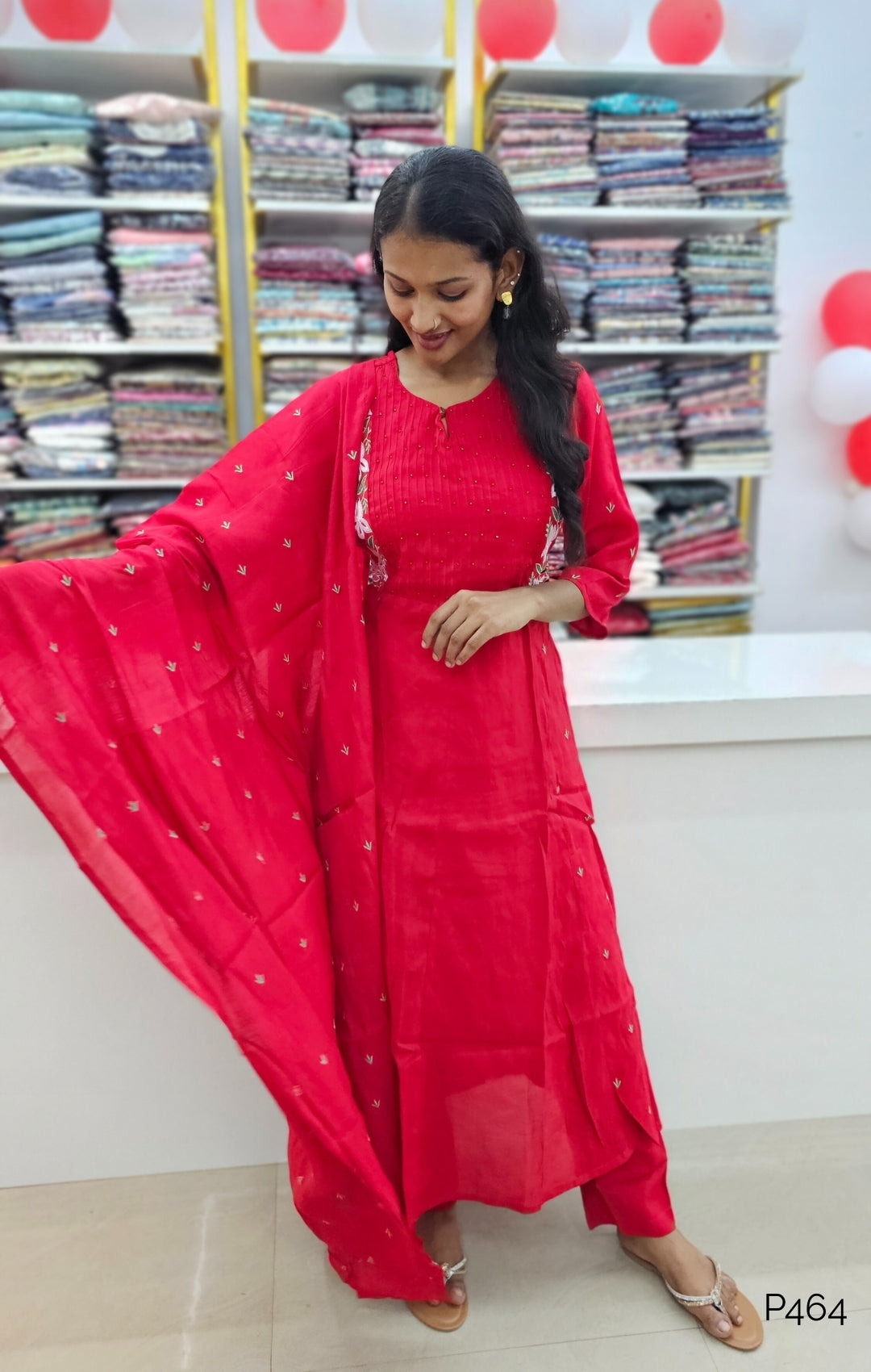 RedMulChanderiEmbroideredKurtaSet_2