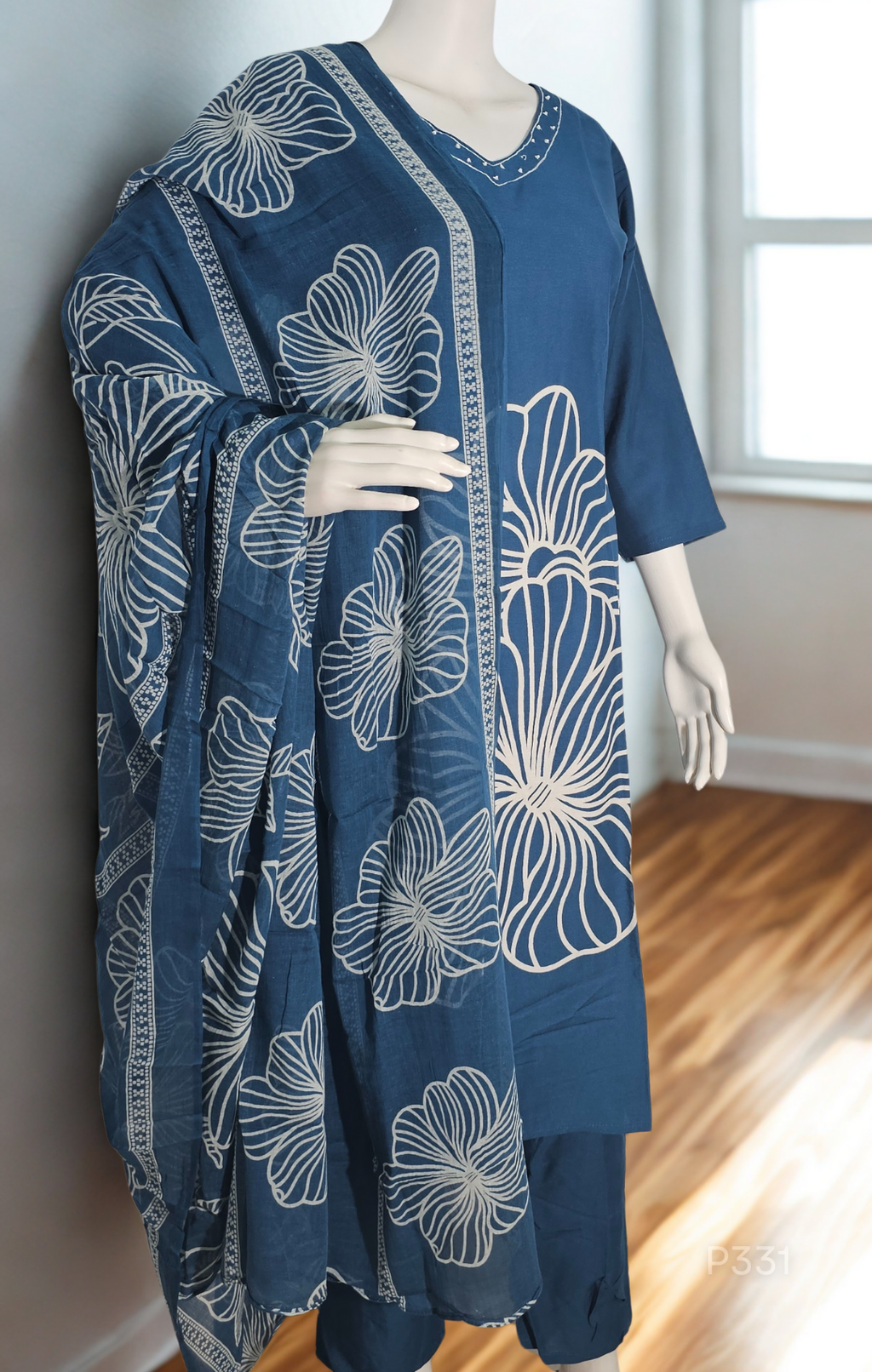 Azure Bloom Cotton Kurta Set3