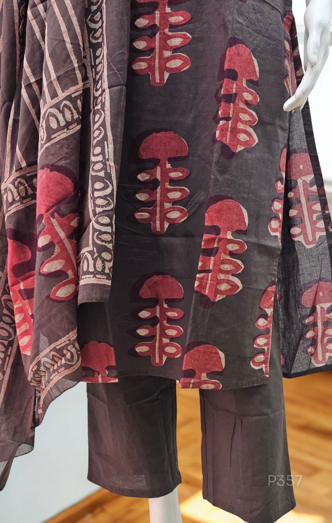 Brown & Maroon Handblock Pattern Cotton Suit Set