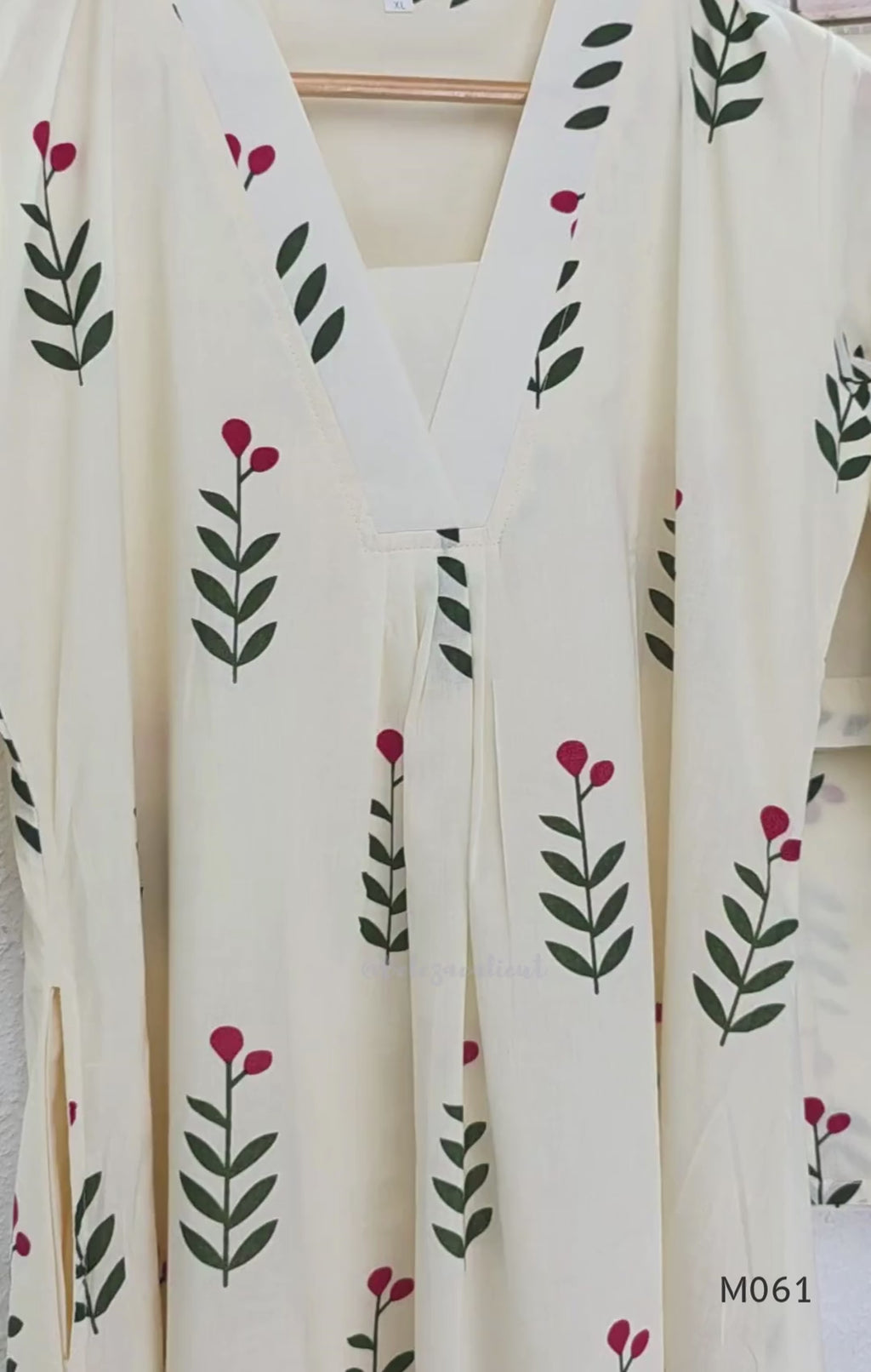 vory cotton lined 2-piece A-line set with green stem and pink blossom print, V-neck, relaxed fit, one pocket.